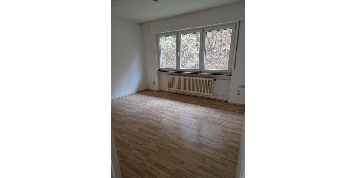 Etagenwohnung Breuberg - 3 Zimmer, 75 m&sup2;, 1.100&euro; | Angebot:25542846
