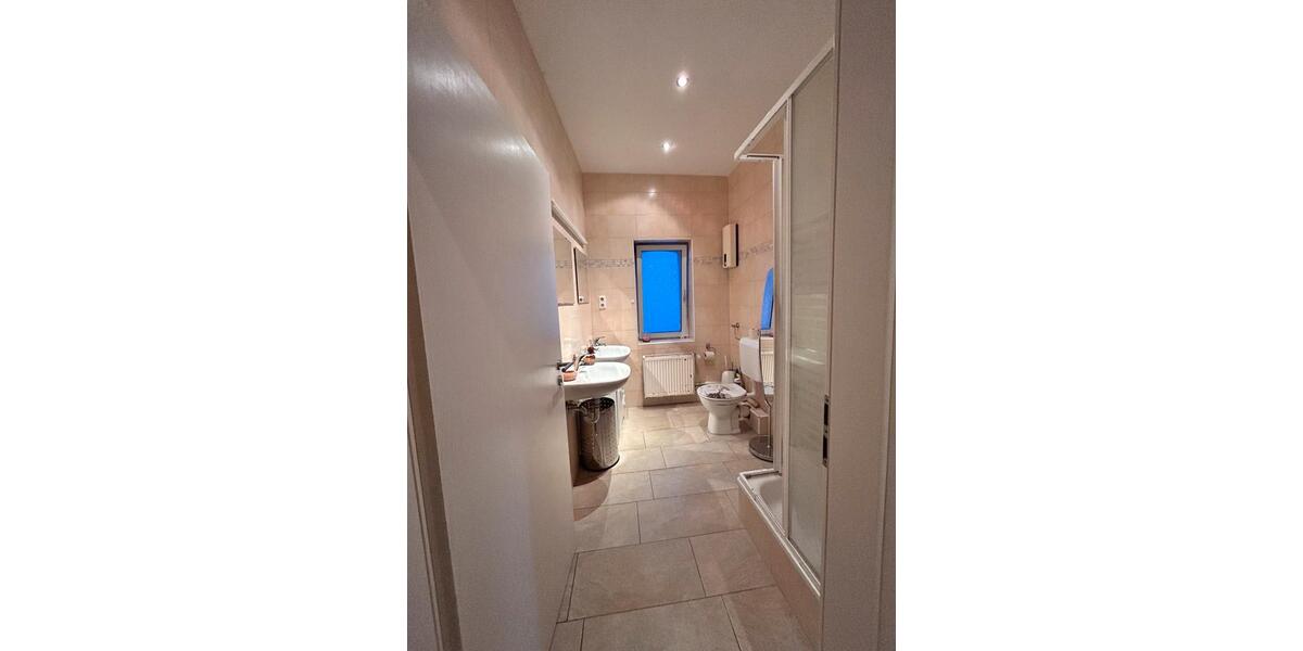 Wohnen auf Zeit Grevenbroich Neuenhausen - 1 Zimmer, 20 m&sup2;, 440&euro; | Angebot:25678655