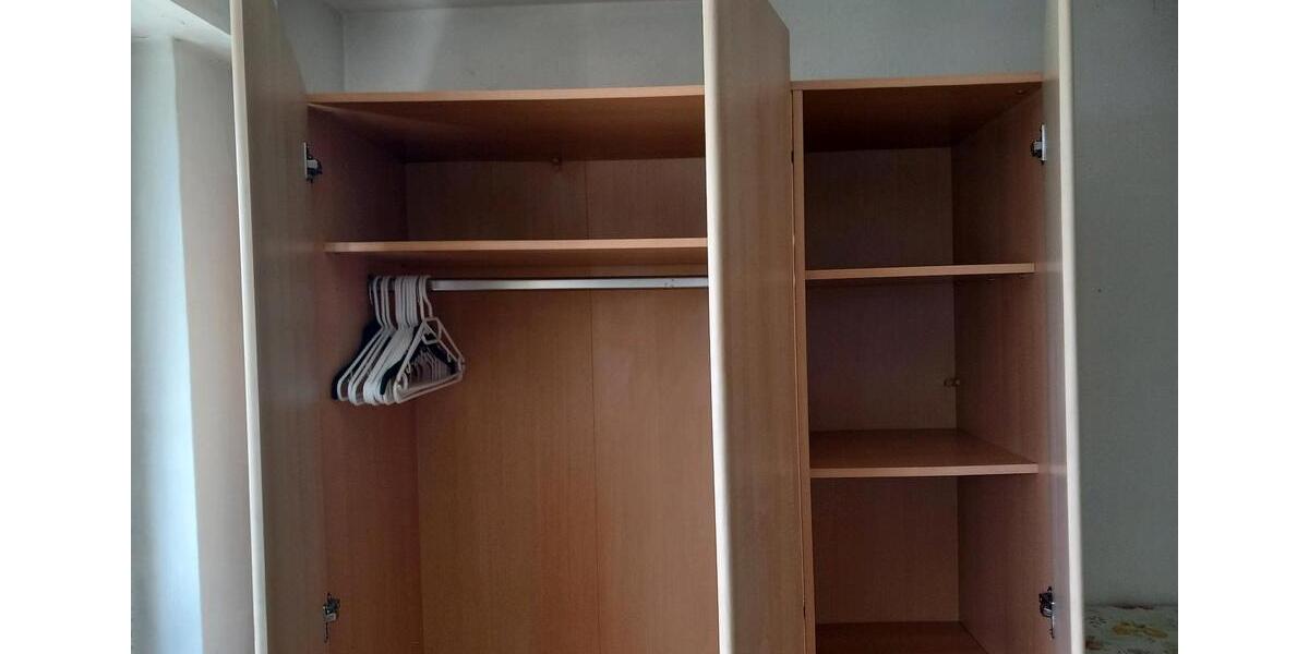 Kleine möblierte PendlerStudentenwohnung in Bernhausen 1 zimmer