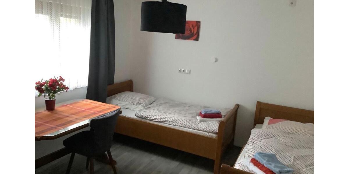 Wohnen auf Zeit Gunzenhausen - 3 Zimmer, 120 m&sup2;, 25&euro; | Angebot:26356702