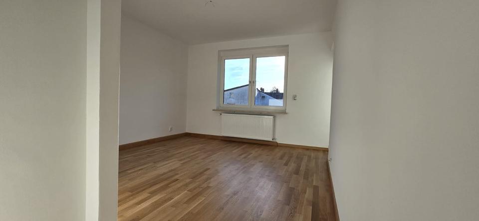 Erdgeschoßwohnung Bayreuth Meyernberg - 2 Zimmer, 83 m&sup2;, 1.120&euro; | Angebot:26701522