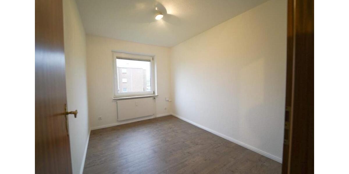 Etagenwohnung Niebüll - 3 Zimmer, 77 m&sup2;, 693&euro; | Angebot:25392824