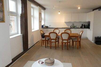 Wohnung Dinkelsbühl - 3 Zimmer, 96 m&sup2;, 1.000&euro; | Angebot:24910905