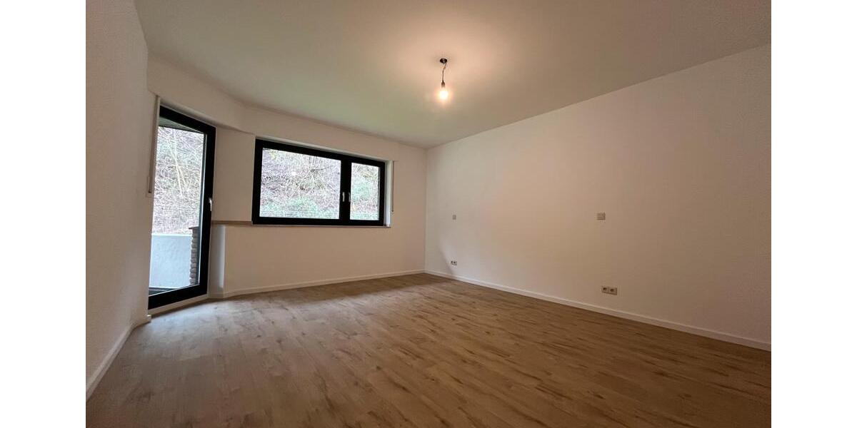 Erdgeschoßwohnung Bonn Beuel-Mitte - 2 Zimmer, 71 m&sup2;, 1.220&euro; | Angebot:25150003