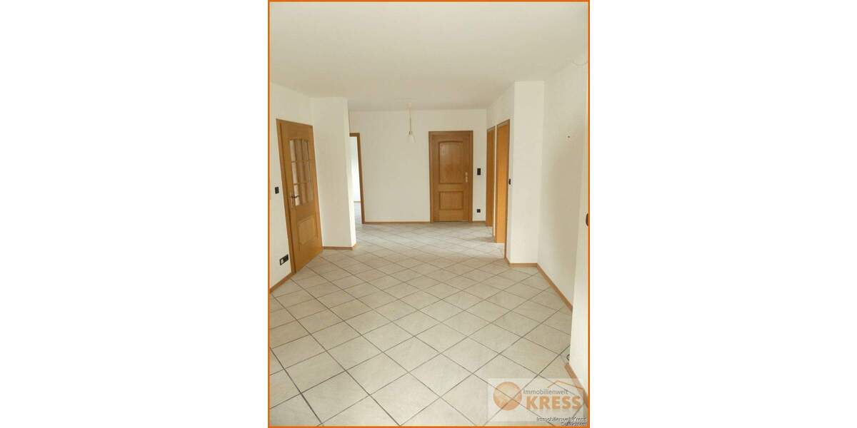 Etagenwohnung Flieden / Stork Stork - 4 Zimmer, 136 m&sup2;, 650&euro; | Angebot:26475926