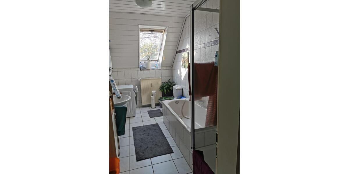 Etagenwohnung Sachsenhagen - 4.5 Zimmer, 125 m&sup2;, 1.200&euro; | Angebot:26636495