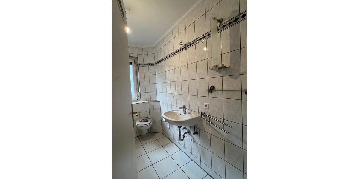 Etagenwohnung Pforzheim Eutingen - 3 Zimmer, 80 m&sup2;, 650&euro; | Angebot:25980516