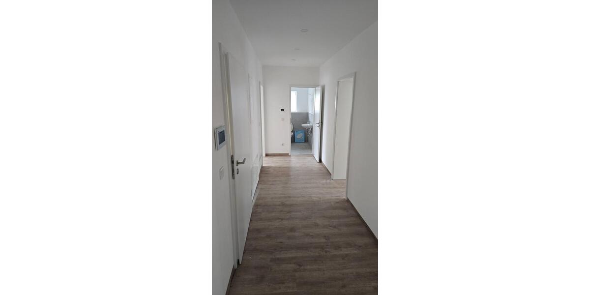 4,5 Zimmer EG-Wohnung 110qm mit Balkon *kernsaniert* 4 zimmer