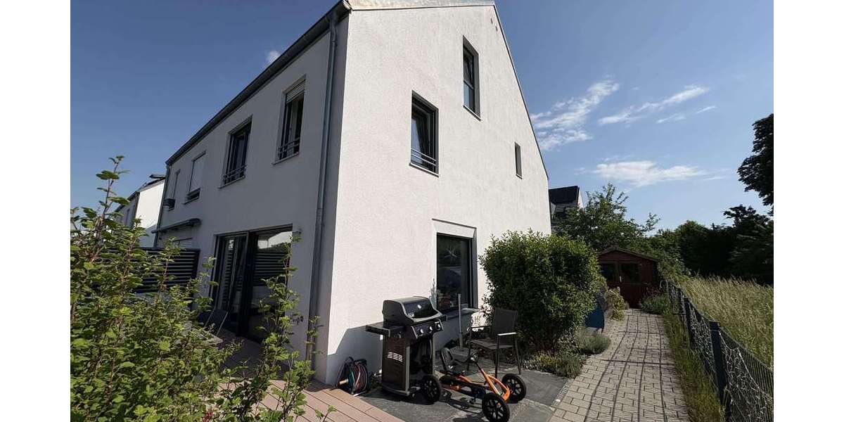 Einfamilienhaus Olching - 6 Zimmer, 170 m&sup2;, 2.700&euro; | Angebot:26754061