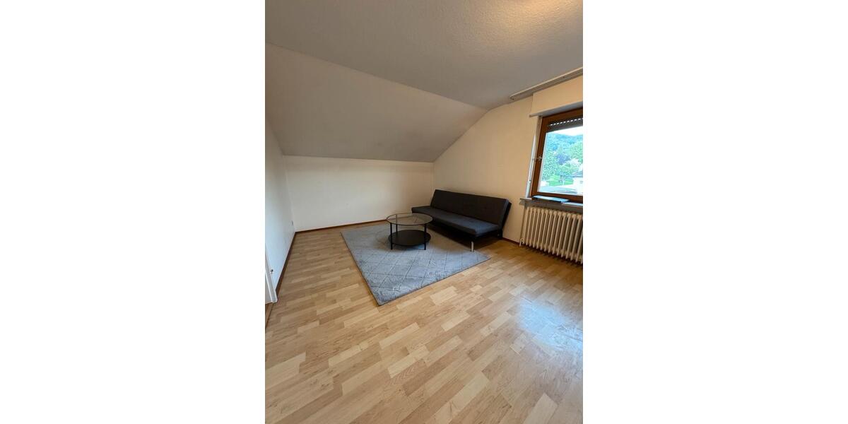 Dachgeschoßwohnung Bühl - 2 Zimmer, 58 m&sup2;, 800&euro; | Angebot:26254430