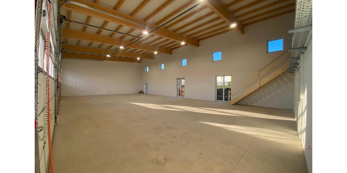 Gewerbeobjekt Hollfeld - 2.800&euro; | Angebot:24735349