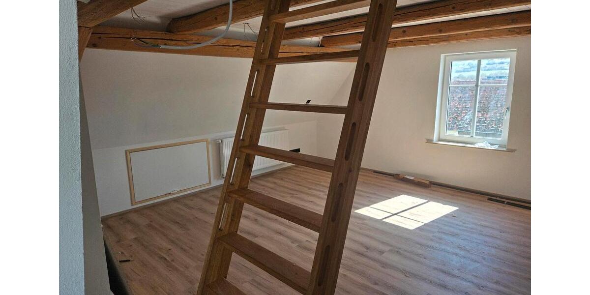 Dachgeschoßwohnung Ehingen - 2.5 Zimmer, 50 m&sup2;, 780&euro; | Angebot:25920543