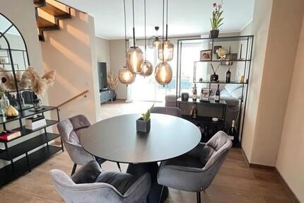 Neubau – PROVISIONSFREI Stilvolles 5-Zimmer-Reihenmittelhaus 5 zimmer