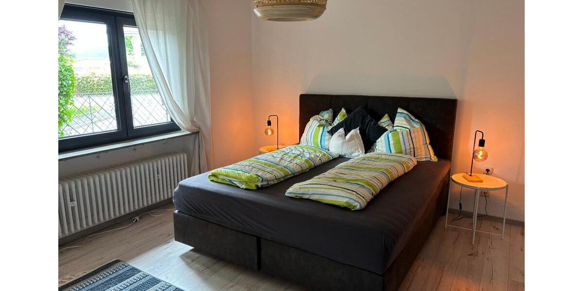 Bungalow Hersbruck - 3 Zimmer, 200 m&sup2;, 2.100&euro; | Angebot:25046991