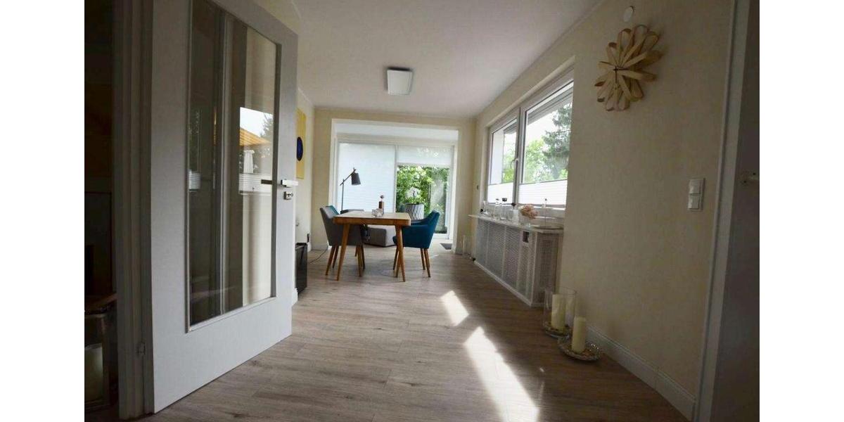 Wohnen auf Zeit Willich - 5 Zimmer, 150 m&sup2;, 3.350&euro; | Angebot:26495393