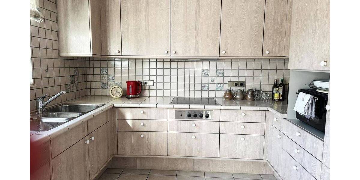 Großzügige barrierearme 3 Zimmer-Erdgeschoss-Wohnung mit Doppelgarage und großem Balkon 3 zimmer