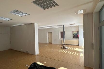 Perfekte Räume für Nachhilfe, Coaching oder kleine Kurse zimmer