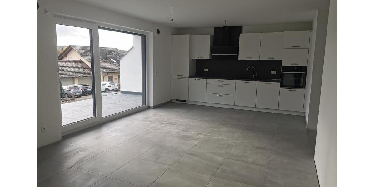 Erdgeschoßwohnung Külsheim - 3 Zimmer, 82 m&sup2;, 915&euro; | Angebot:23875669