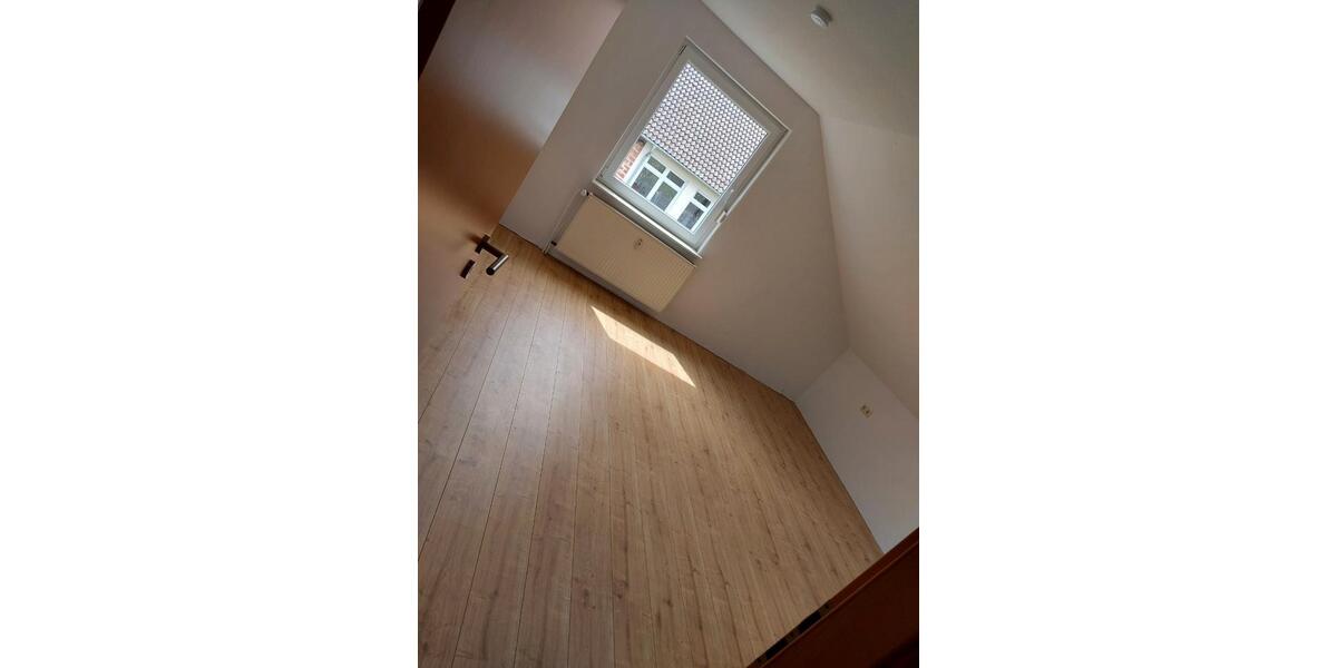 Dachgeschoßwohnung Rauschenberg - 5 Zimmer, 89 m&sup2;, 700&euro; | Angebot:26482957