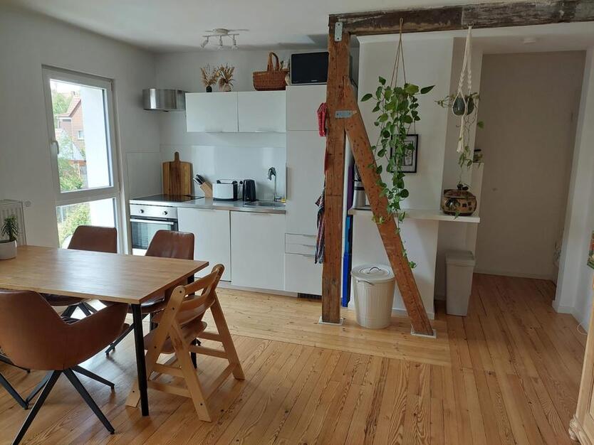 Wunderschöne Wohnung mit Garten