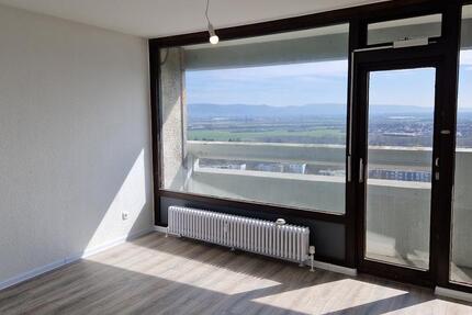 Schöne 4-Zimmer-Wohnung in Vogelstang Zentrum ! 4 zimmer