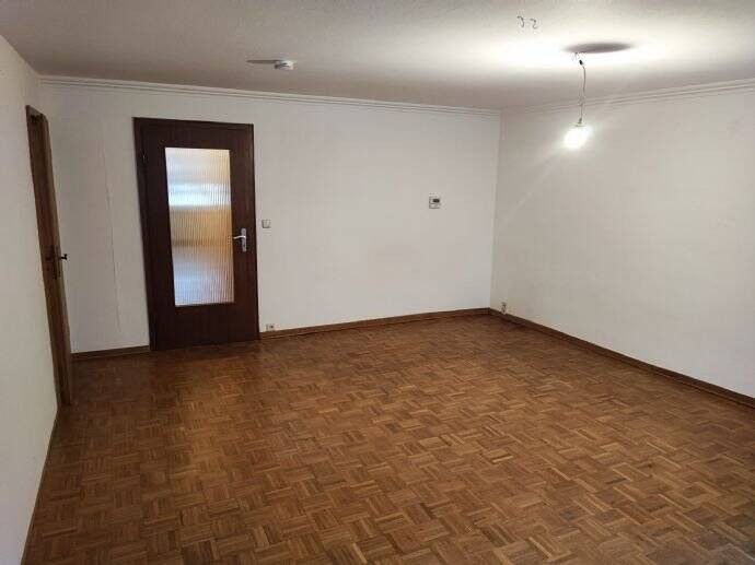 Etagenwohnung Osterode Freiheit - 3 Zimmer, 90 m&sup2;, 540&euro; | Angebot:25910787