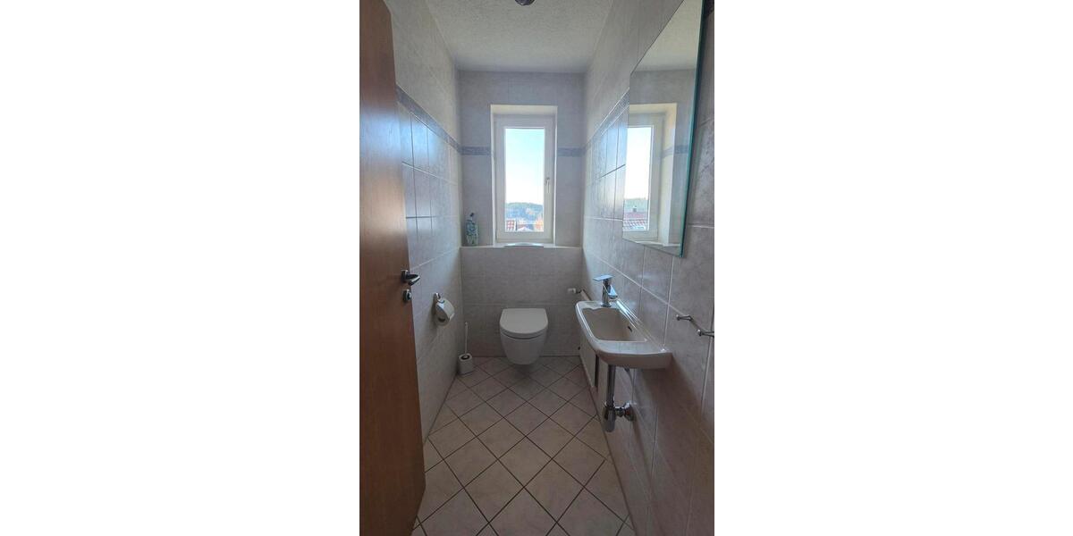 Erdgeschoßwohnung Tannheim - 4 Zimmer, 136 m&sup2;, 1.450&euro; | Angebot:25654097