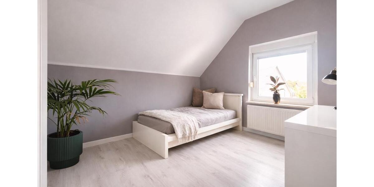 Wohnen auf Zeit Freiberg - 4 Zimmer, 80 m&sup2;, 38&euro; | Angebot:26425553