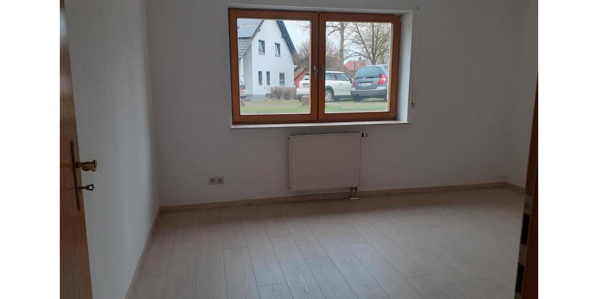 Etagenwohnung Wehretal - 3 Zimmer, 93 m&sup2;, 450&euro; | Angebot:26034187