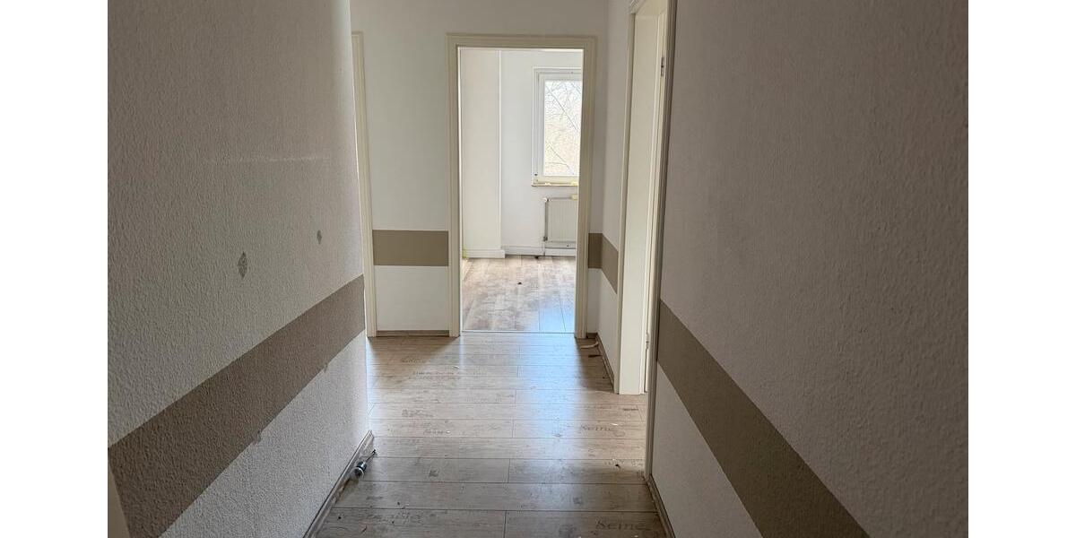 Dachgeschoßwohnung Hagen Hagen-Mitte - 3 Zimmer, 60 m&sup2;, 550&euro; | Angebot:25219251