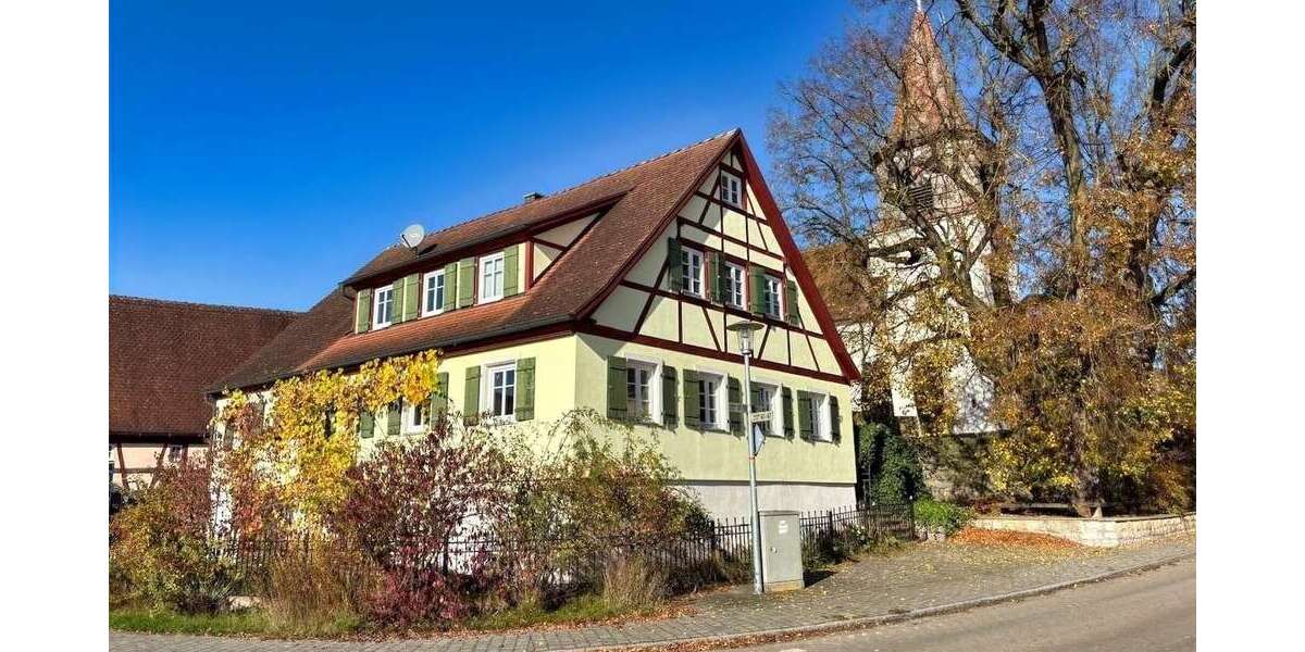 Haus zum Mieten in Feuchtwangen 1.600 € 190 m² 5 zimmer