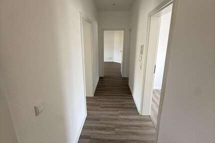 Wohnung Bad Nauheim - 3 Zimmer, 75 m&sup2;, 990&euro; | Angebot:26731857