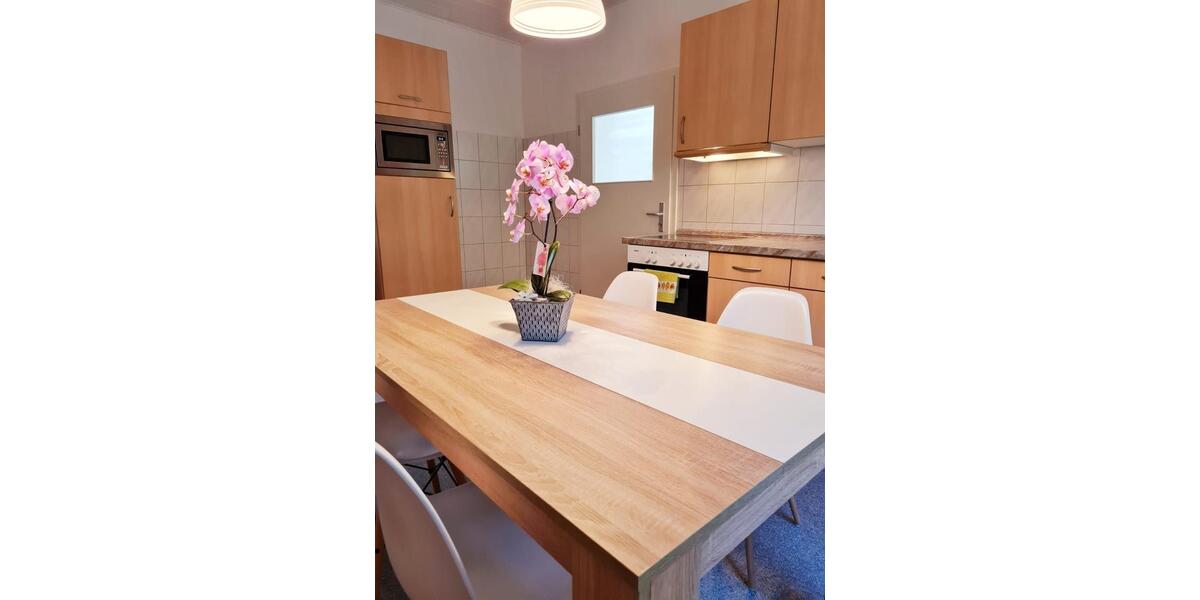 Wohnen auf Zeit Sandersdorf-Brehna Roitzsch - 3 Zimmer, 82 m&sup2;, 25&euro; | Angebot:25590391