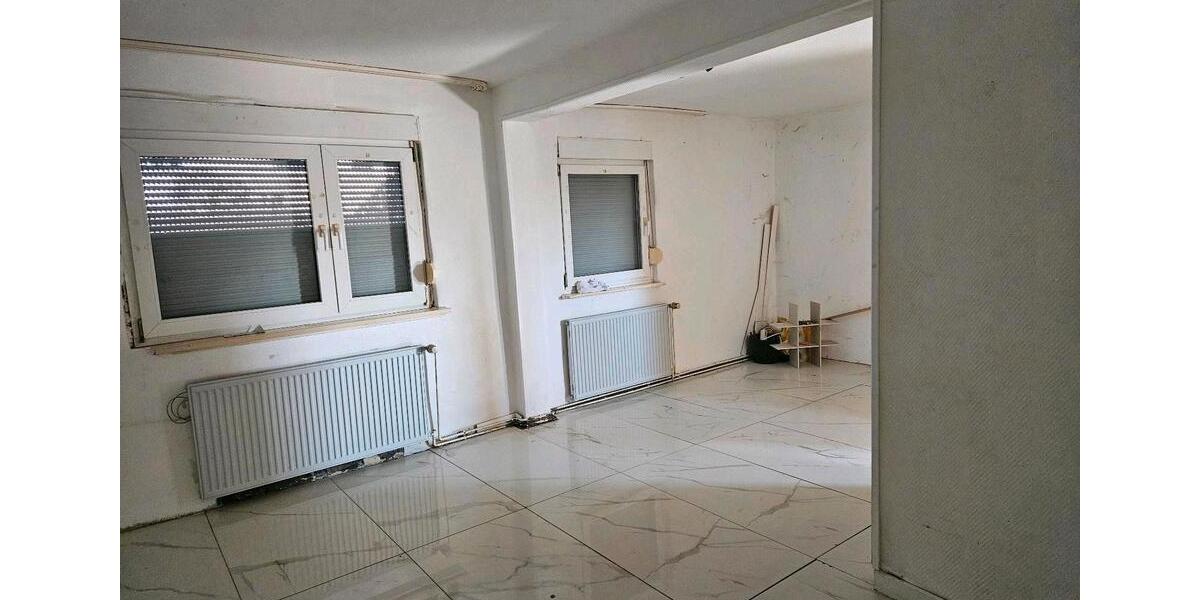 Einfamilienhaus Etzbach - 8 Zimmer, 130 m&sup2;, 1.200&euro; | Angebot:26323072
