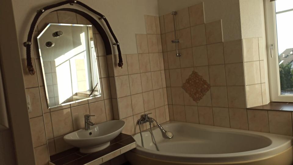 Etagenwohnung Bad Liebenstein - 3 Zimmer, 60 m&sup2;, 490&euro; | Angebot:25991223