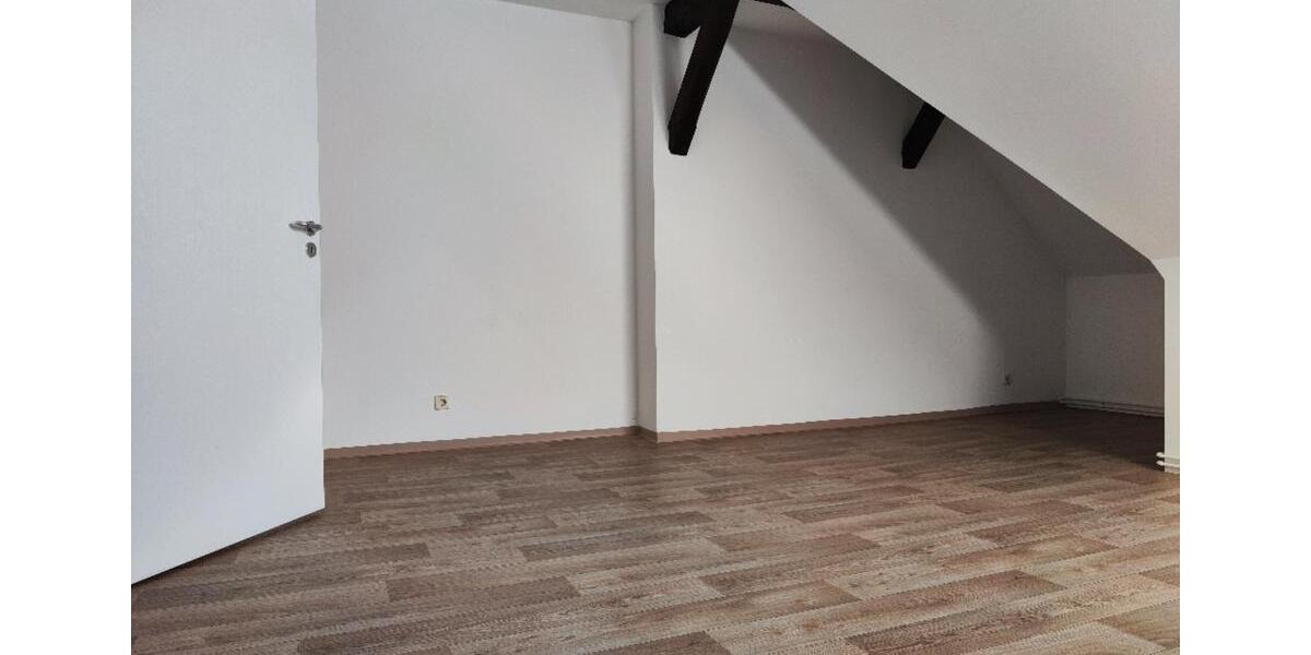 Dachgeschoßwohnung Welzow - 3 Zimmer, 125 m&sup2;, 500&euro; | Angebot:24430370