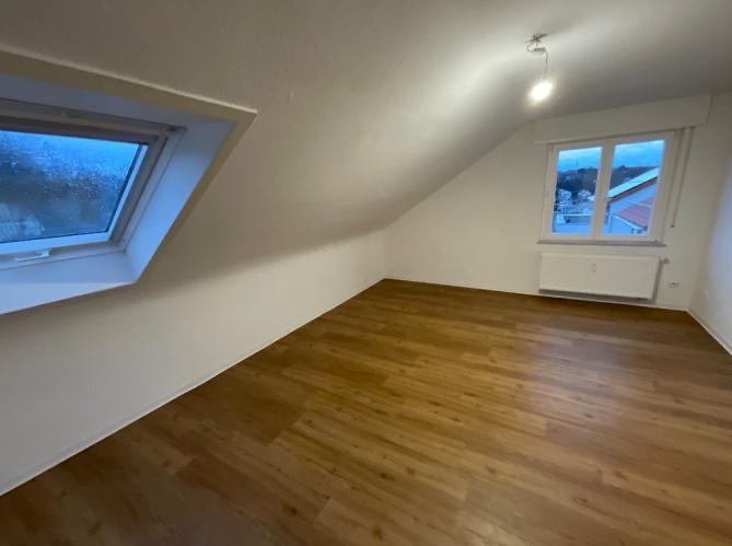 Dachgeschoßwohnung Esslingen am Neckar Hegensberg - 2 Zimmer, 55 m&sup2;, 590&euro; | Angebot:24977364