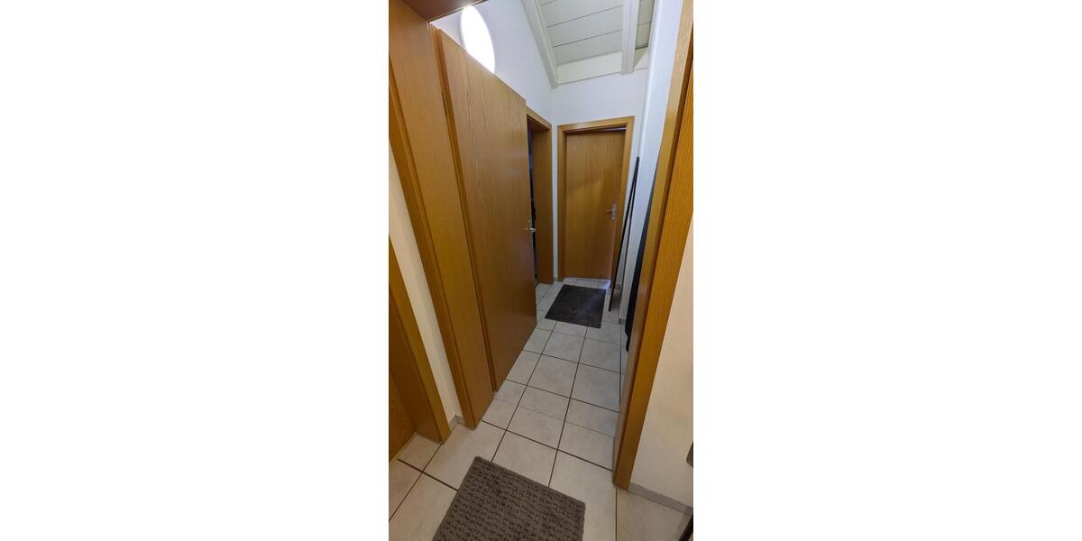 Tittmoning Kirchheim: 4 Zimmerwohnung ab 01.04.26 zu vermieten 4 zimmer