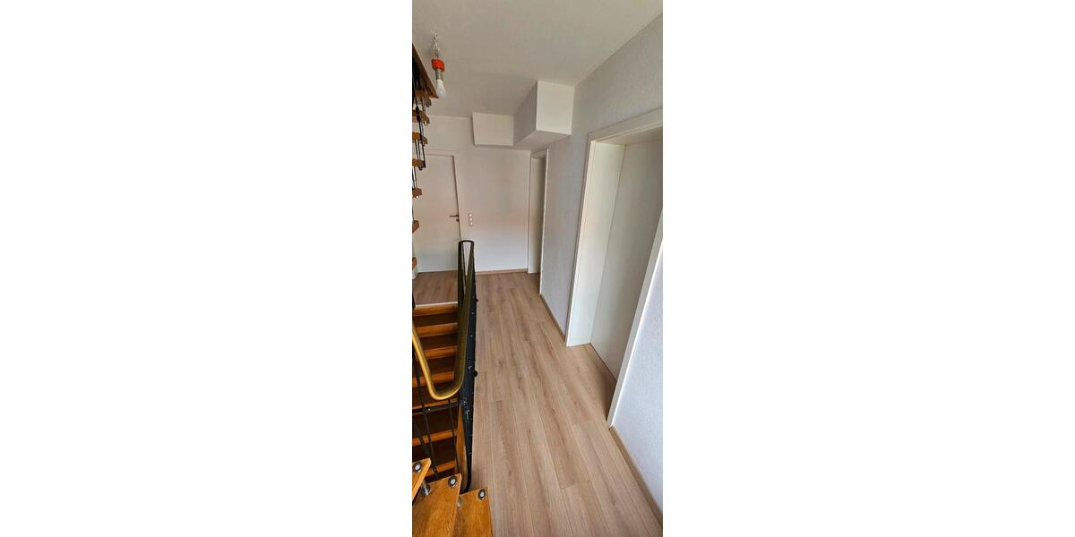 Einfamilienhaus Puschendorf - 4 Zimmer, 88 m&sup2;, 1.250&euro; | Angebot:26035918