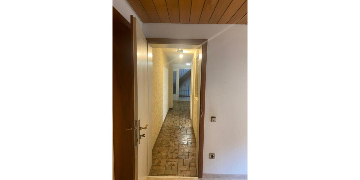 Erdgeschoßwohnung Siegen Eiserfeld - 4 Zimmer, 93 m&sup2;, 800&euro; | Angebot:24781965