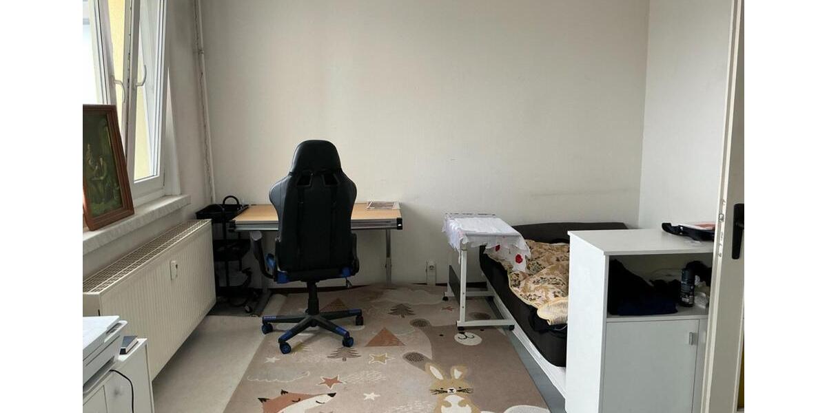 Etagenwohnung Cottbus Merzdorf - 1 Zimmer, 37 m&sup2;, 333&euro; | Angebot:25102802