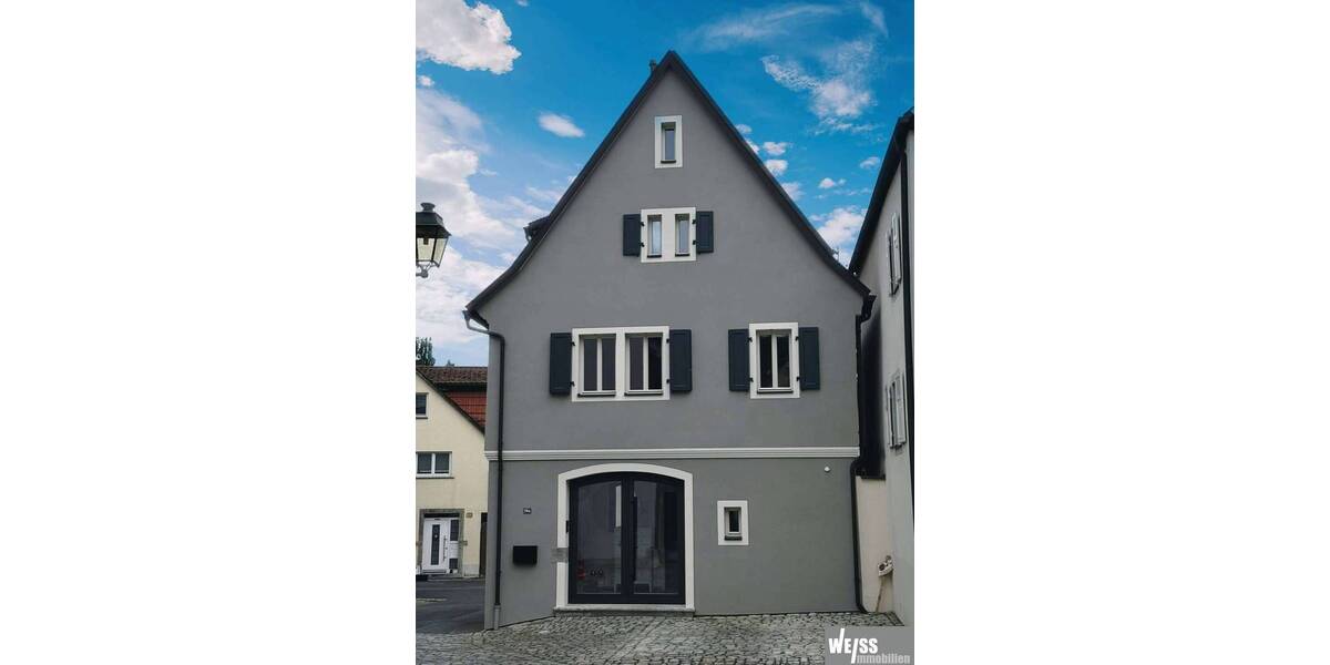 Mehrfamilienhaus, Wohnhaus Frickenhausen am Main - 3 Zimmer, 125 m&sup2;, 1.490&euro; | Angebot:26475835