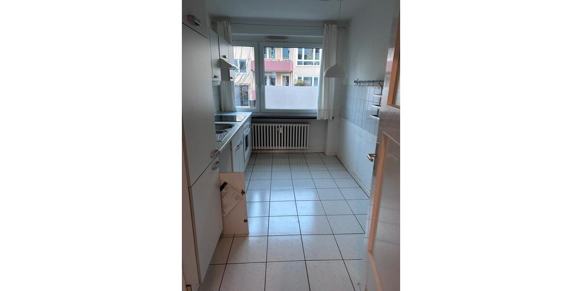 4 Zimmer Wohnung, nähe Ochtersumvier Linden 1220€ Warmmiete 4 zimmer