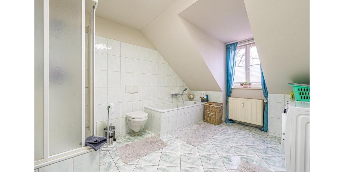 Dachgeschoßwohnung Quedlinburg - 3 Zimmer, 83 m&sup2;, 630&euro; | Angebot:26003360