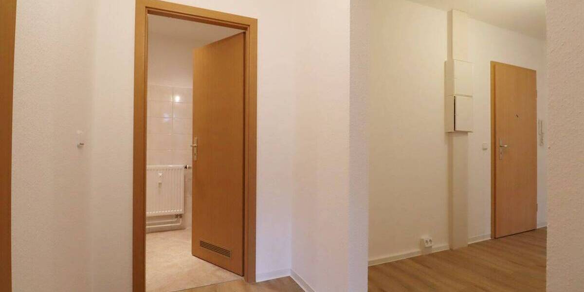 Etagenwohnung Chemnitz Kappel - 2 Zimmer, 53 m&sup2;, 294&euro; | Angebot:26930570