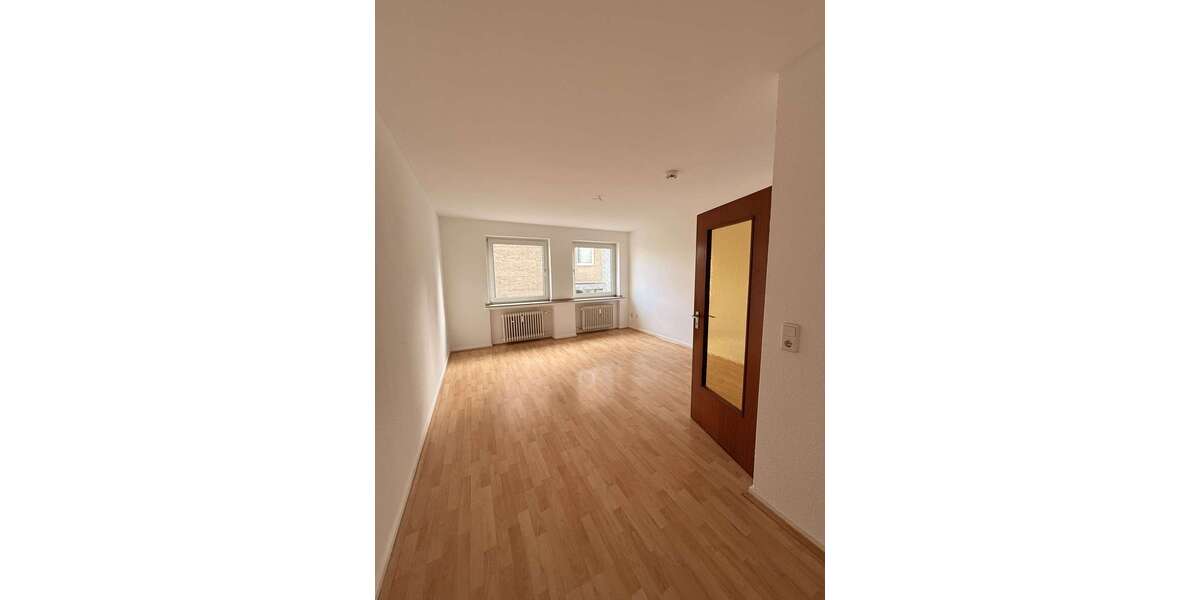 Etagenwohnung Düsseldorf Unterbach - 1 Zimmer, 35 m&sup2;, 560&euro; | Angebot:26680760