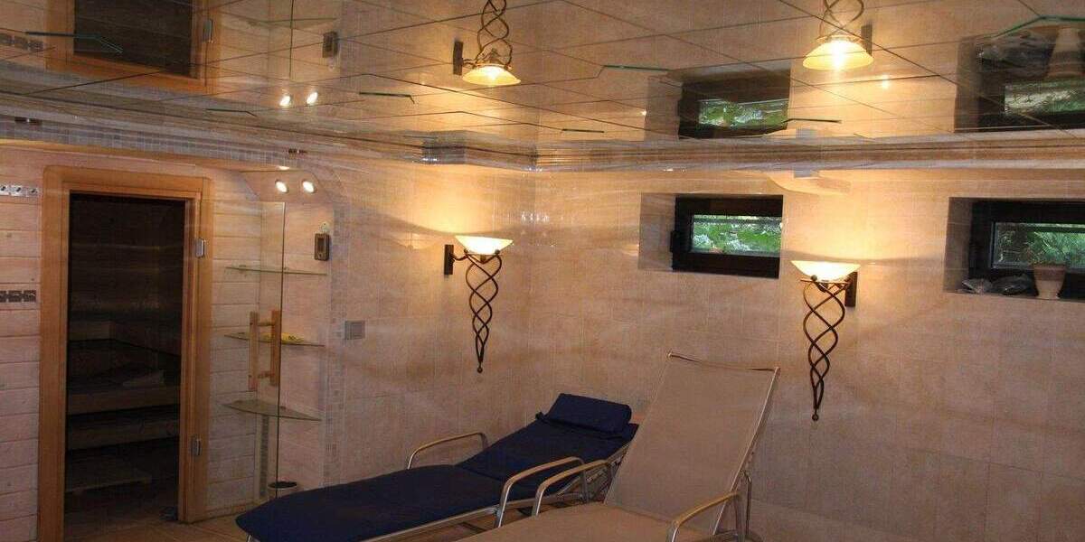 Zentral und grün gelegen in Ratingen Lintorf. Ideal für kleine Familie oder Berufspendler 5 zimmer