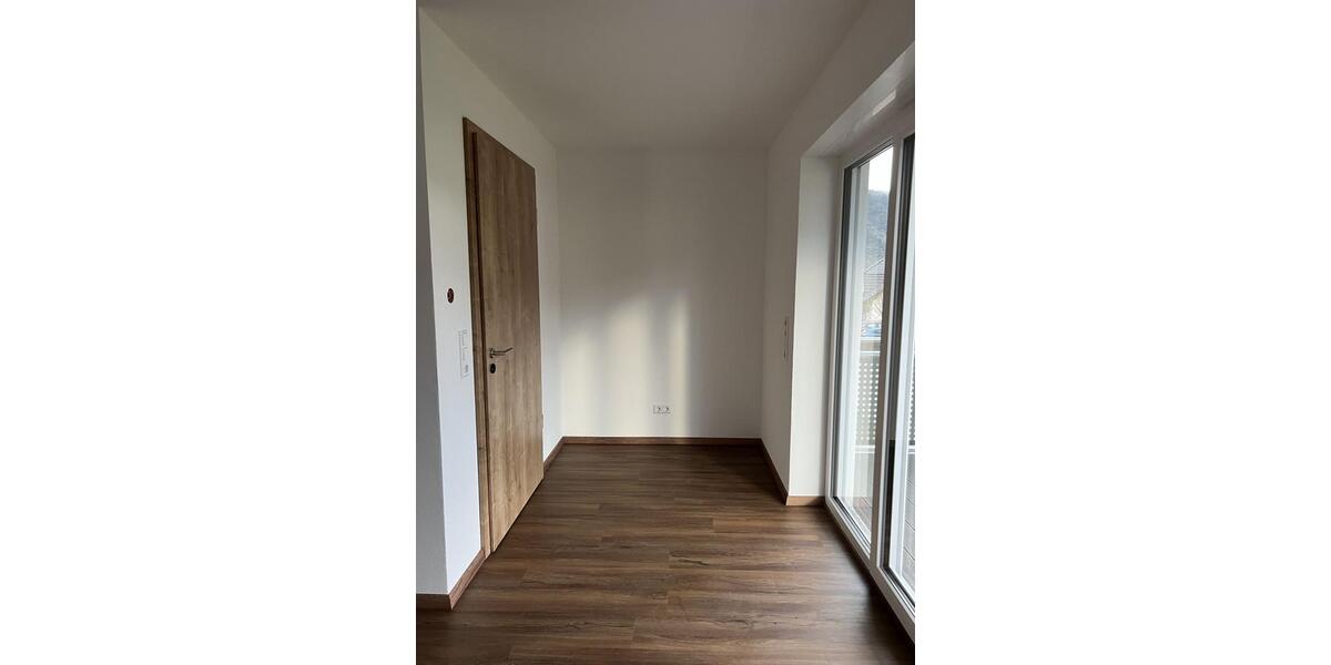 Etagenwohnung Bruttig-Fankel Fankel - 3 Zimmer, 83 m&sup2;, 926&euro; | Angebot:26524663