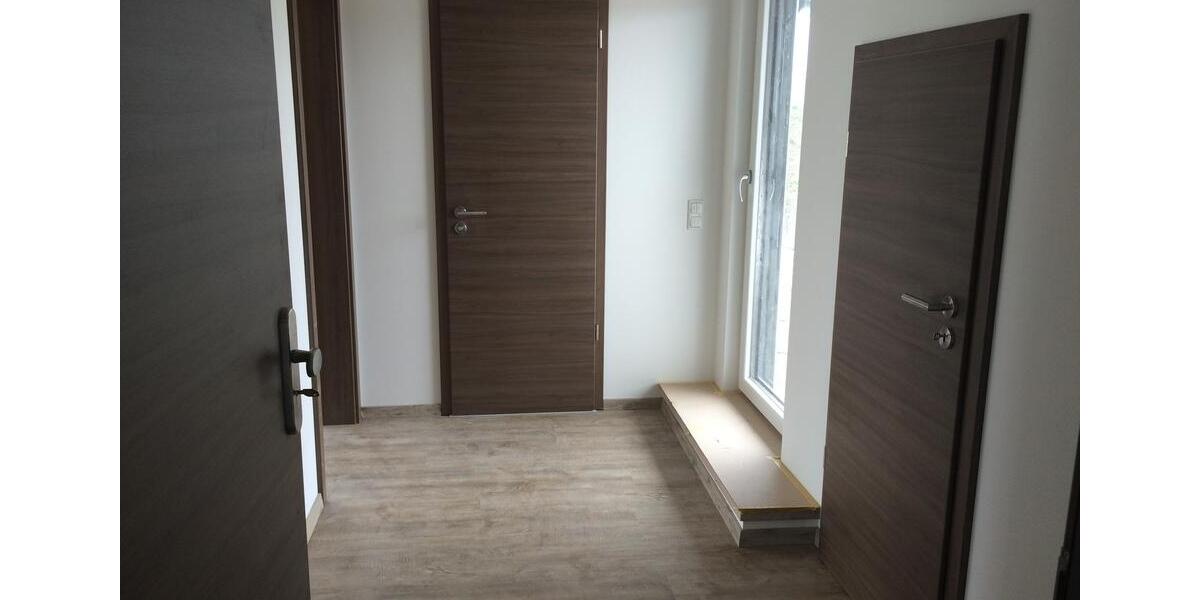 Etagenwohnung Deggendorf - 2 Zimmer, 69 m&sup2;, 790&euro; | Angebot:26676156