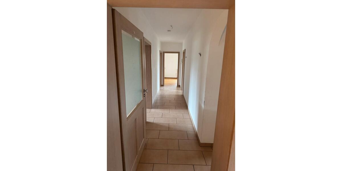 Erdgeschoßwohnung Melle - 4 Zimmer, 95 m&sup2;, 900&euro; | Angebot:26342415